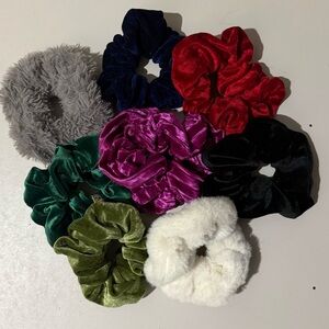Set of 8 Colorful Velvet and Faux Fur Scrunchies Set
